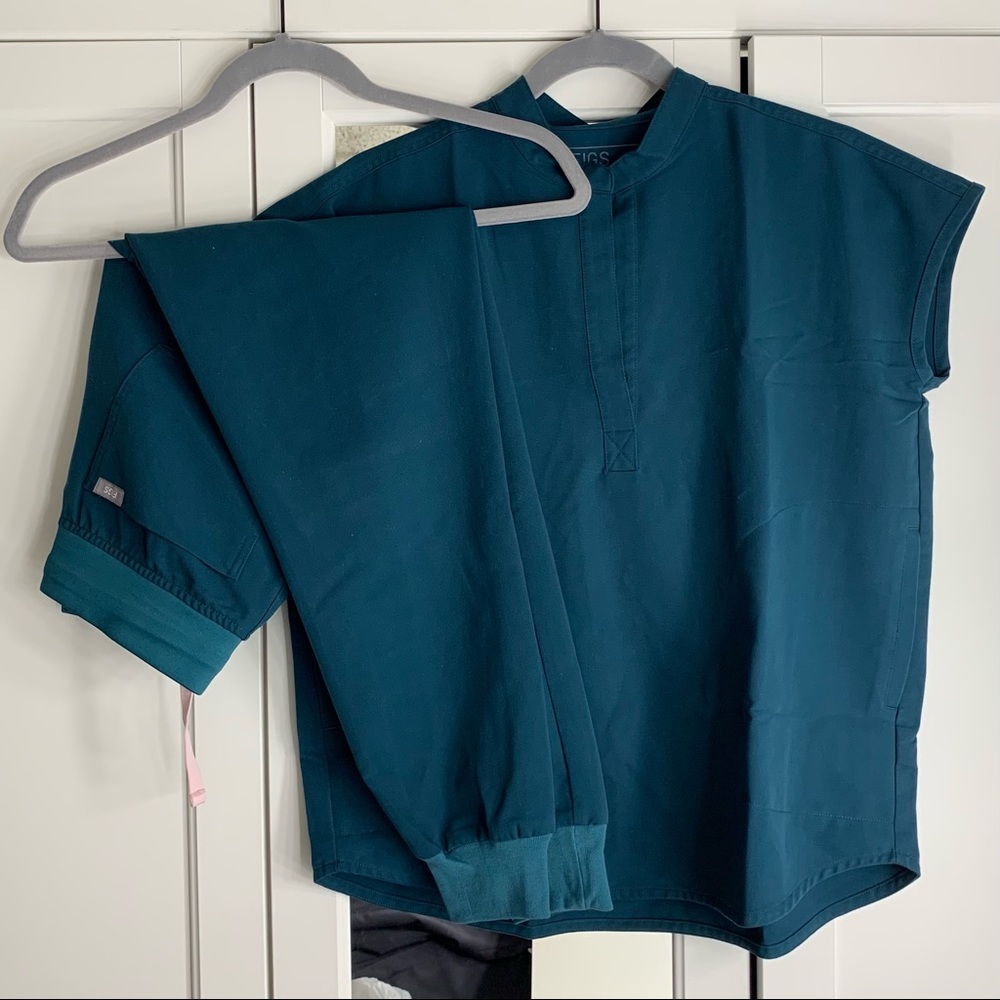 Figs Rafaela Scrub Top LIMITED EDITION COLOR